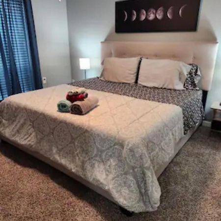 Blue Shark *B501* @ Medical Center 1Br Modern King Apartment With Private Patio Houston Dış mekan fotoğraf